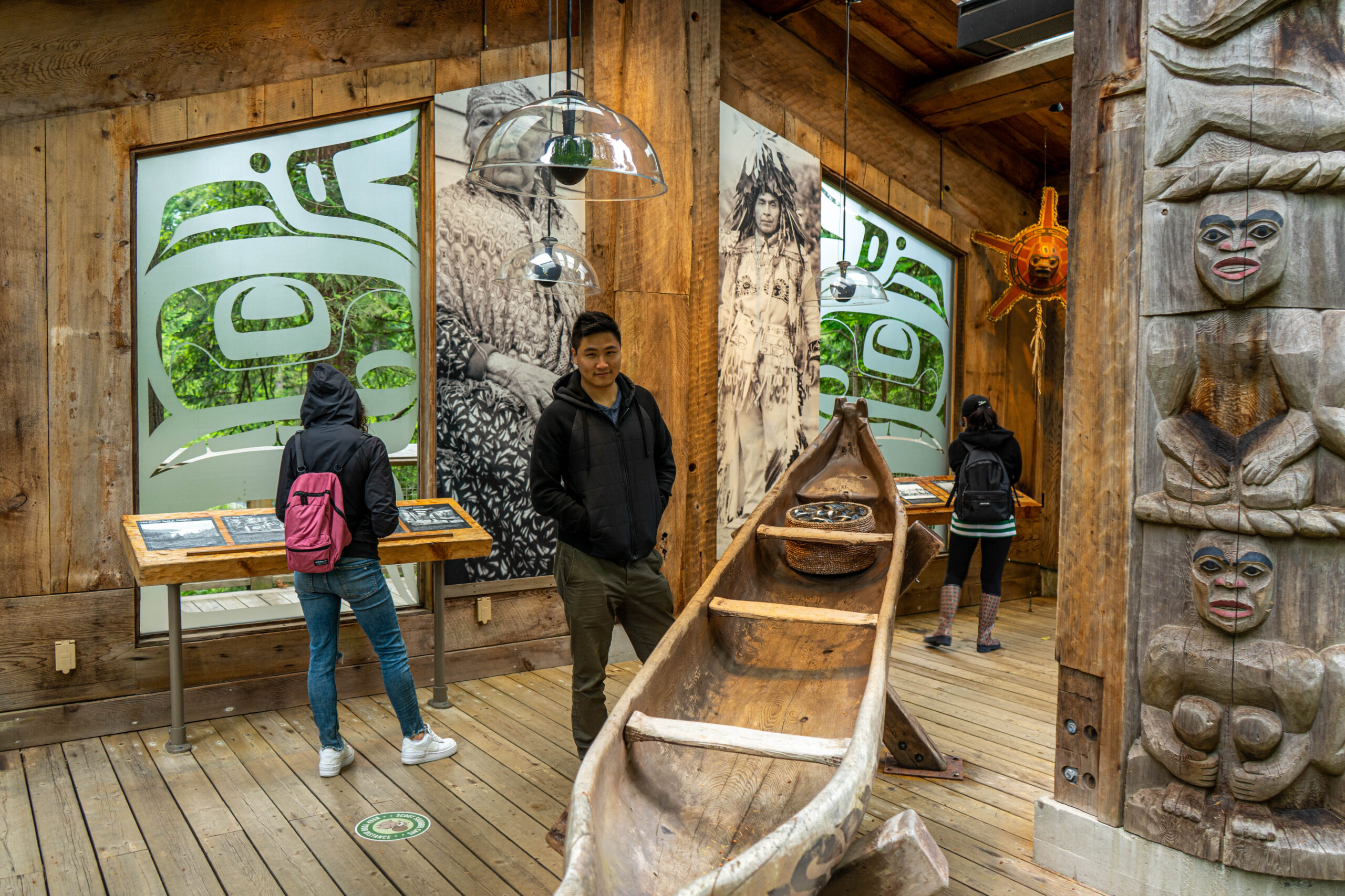 https://discovervancouvertours.com/wp-content/uploads/2022/07/©Lisanne_Smeele_Vancouver_city_tour-11-scaled.jpg