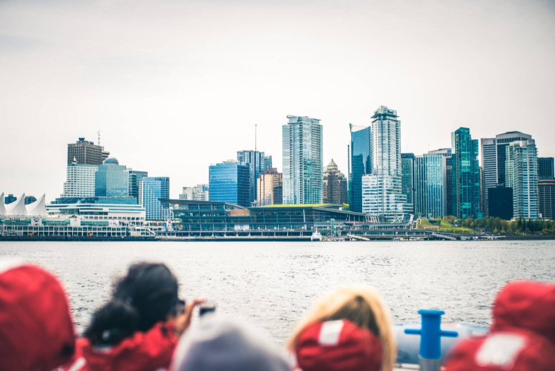 https://discovervancouvertours.com/wp-content/uploads/2025/04/©Vancouverwateradventures-Granite-falls-4.jpg