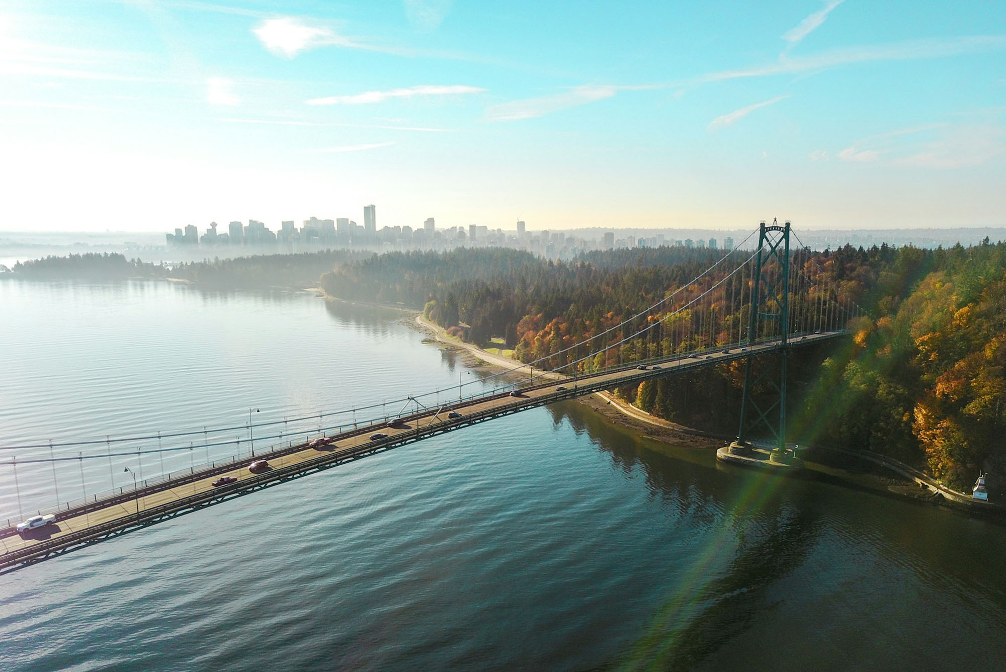 https://discovervancouvertours.com/wp-content/uploads/2025/07/Unsplash-StanleyPark-Fall-Discover-Vancouver-Winter-Header-2000x1336-1.jpg