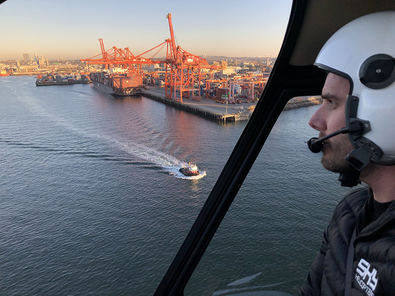 https://discovervancouvertours.com/wp-content/uploads/2025/07/©SKY-Helicopters-Carousel-5-800x600-72.jpg